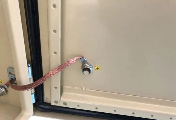設備電氣